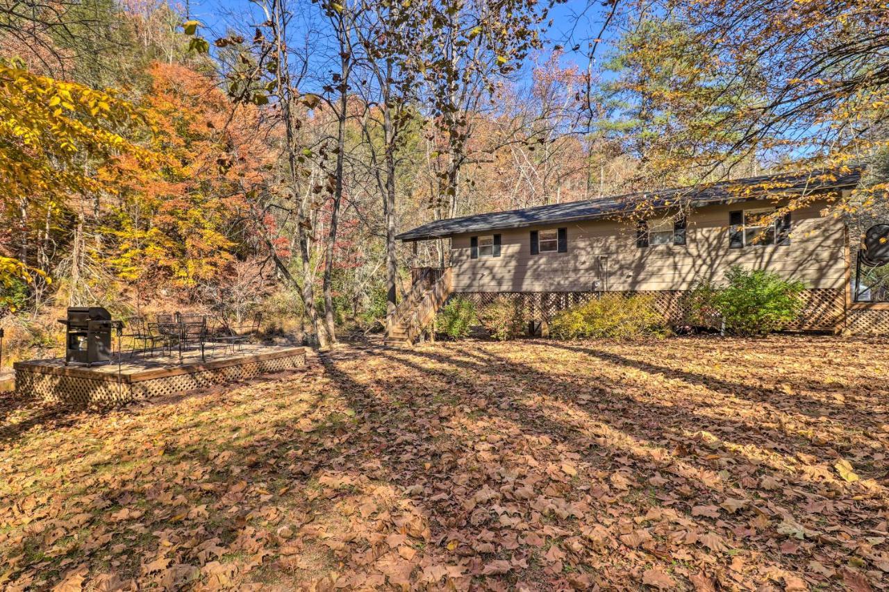 فيلا Creekside Retreat With Deck, 18 Miles To Wolf Ridge Weaverville المظهر الخارجي الصورة